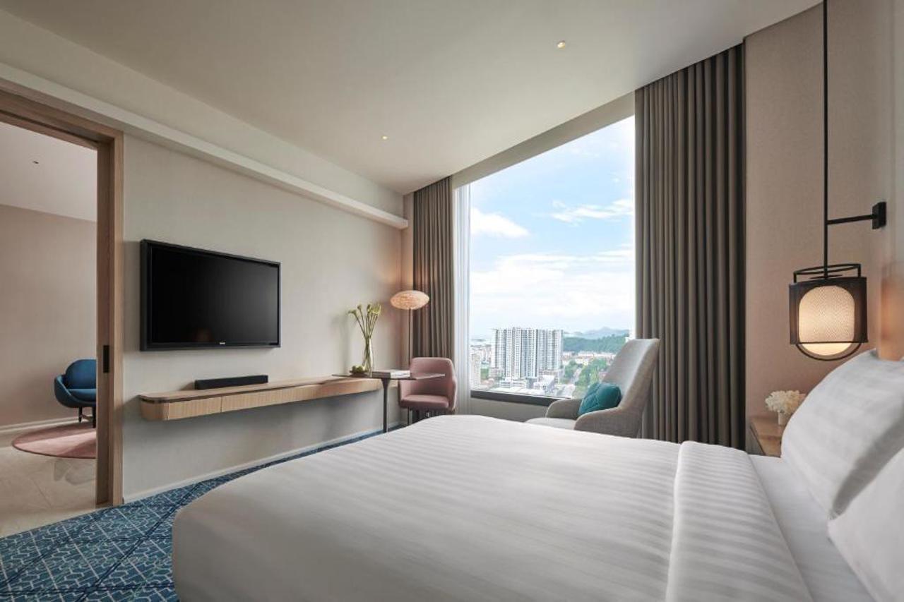 Amari Spice Penang Hotel Bayan Lepas Bagian luar foto